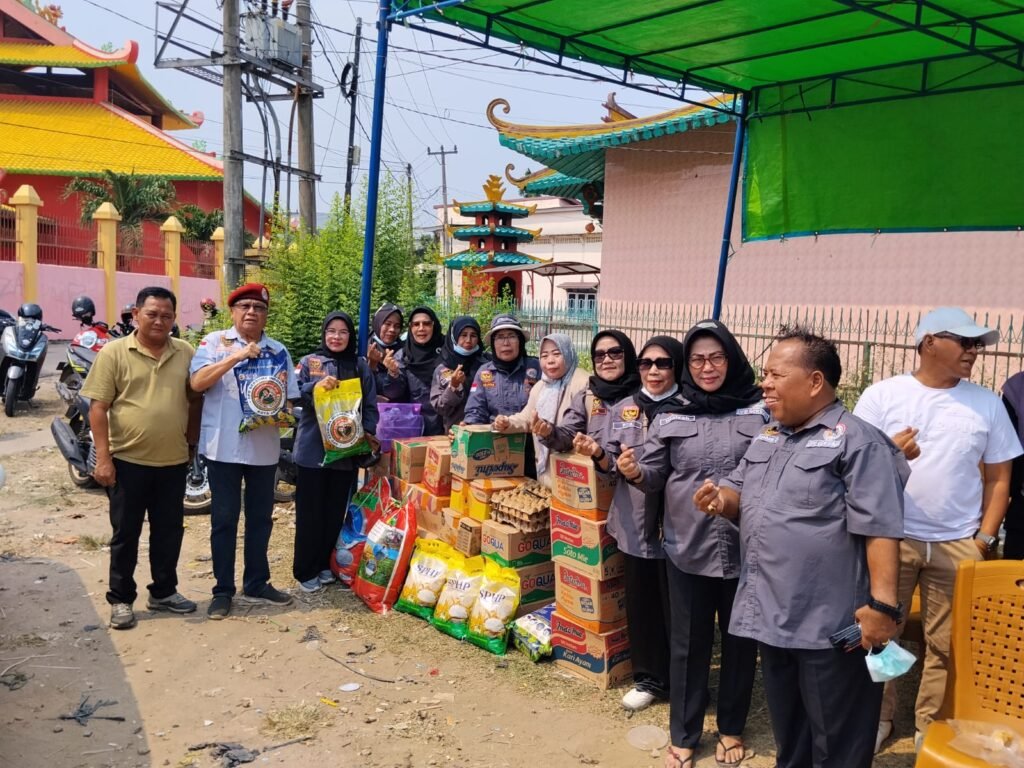 Di Tengah Puing Kebakaran, Kepedulian GERSUMA Jambi Menyala