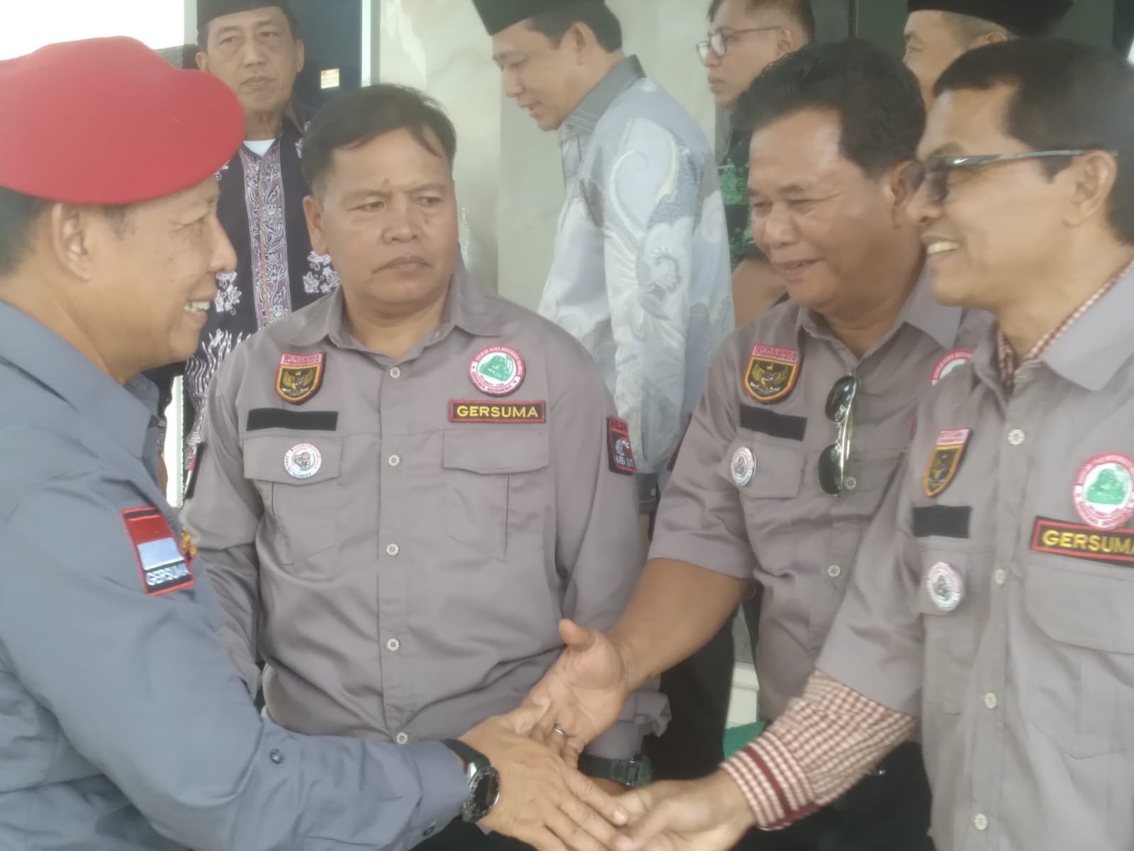 Dr. Pauzi Muhammad saat menyambut Ketua Umum GERSUMA Indonesia